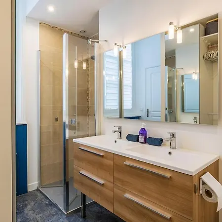 Beaux-arts • 2 2 Sdb • Parking Prive Lägenhet Rouen