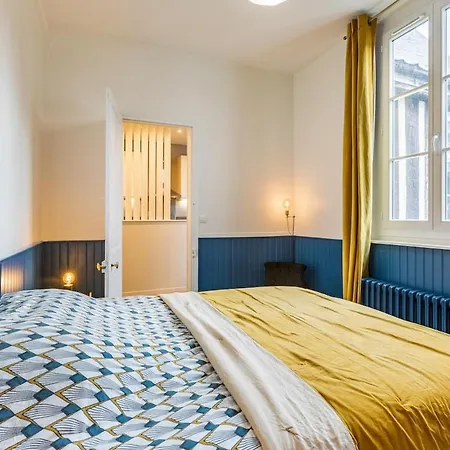 Apartment Beaux-arts • 2 2 Sdb • Parking Prive *