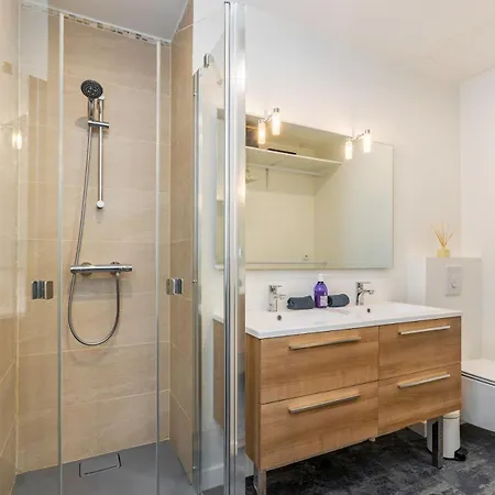 Appartement Beaux-arts • 2 2 Sdb • Parking Prive Rouen