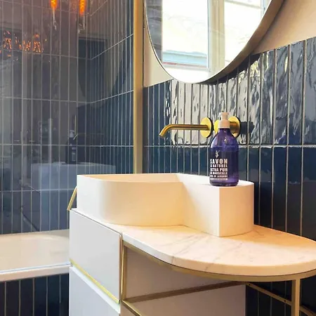 Lägenhet Beaux-arts • 2 2 Sdb • Parking Prive *