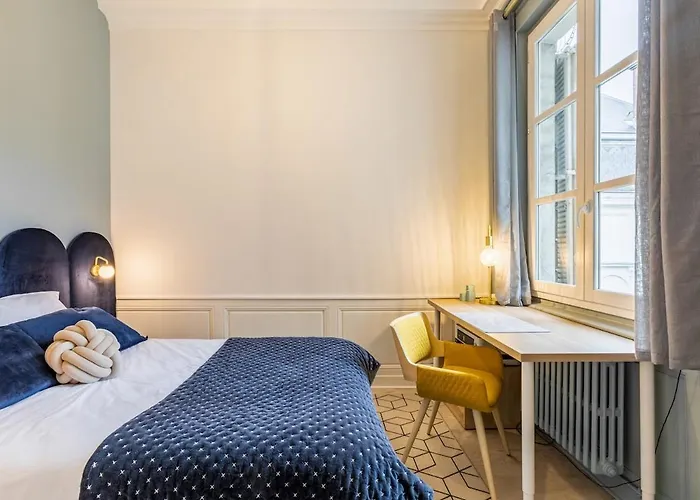 Beaux-arts • 2 2 Sdb • Parking Prive Rouen